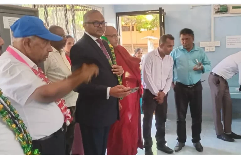 Opening of the Computer Lab - Rotary Club Colombo