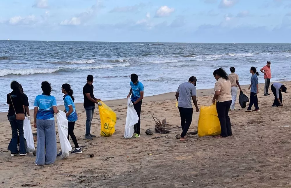 Beach Cleanup at Mount Lavinia