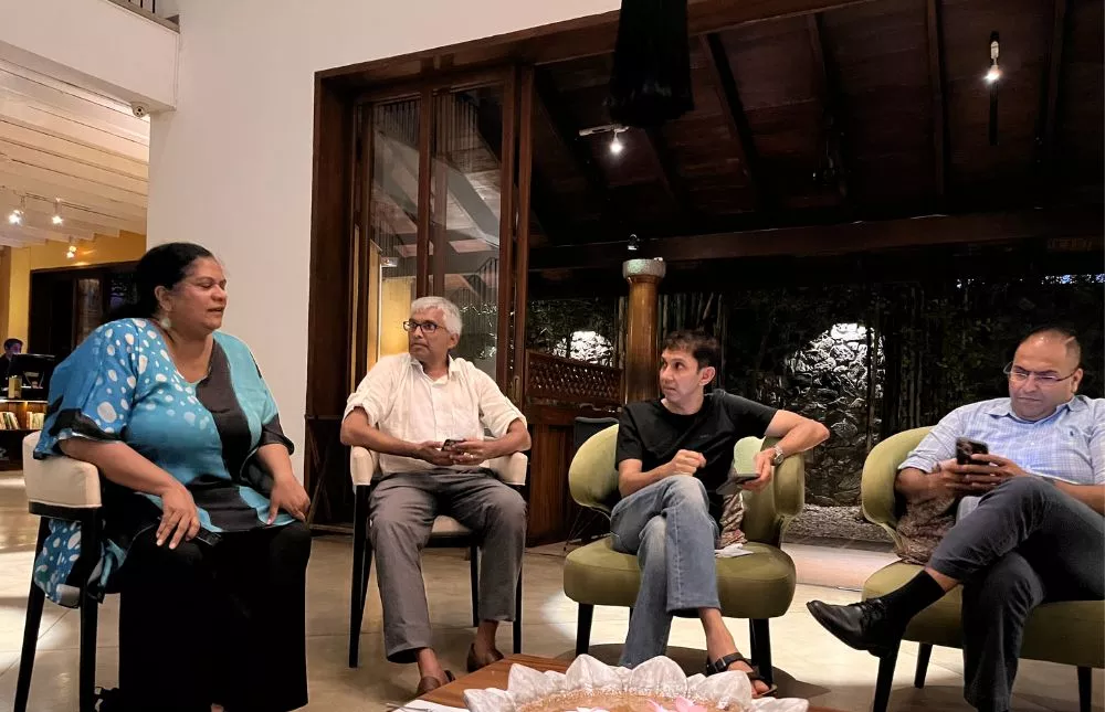 Youth Service Committee